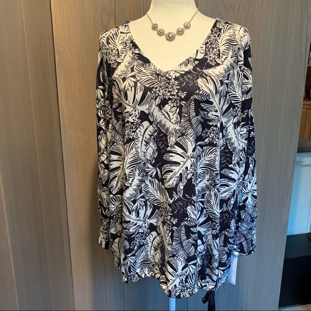 Zac & RACHEL Navy/White Soft Lounge Top M *NWT*